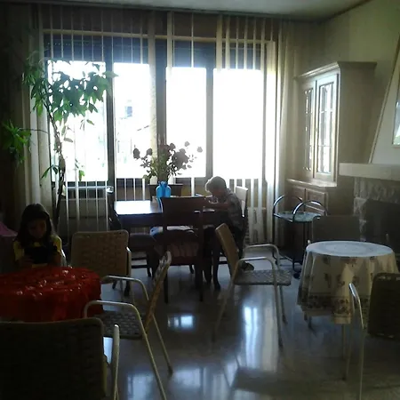Hotel Apollo *