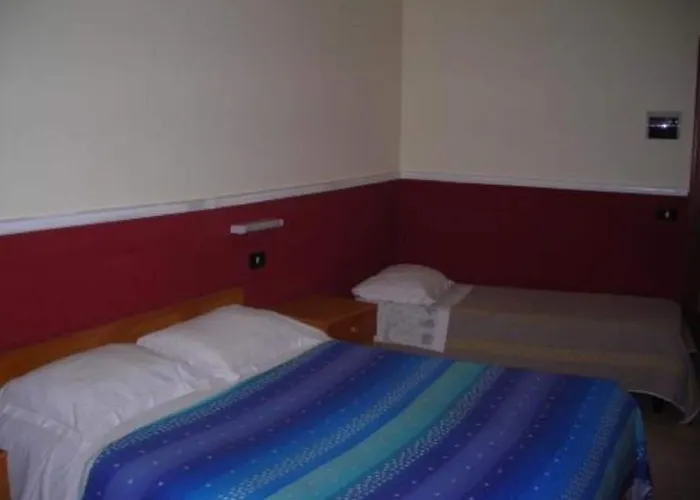 Hotel Apollo *